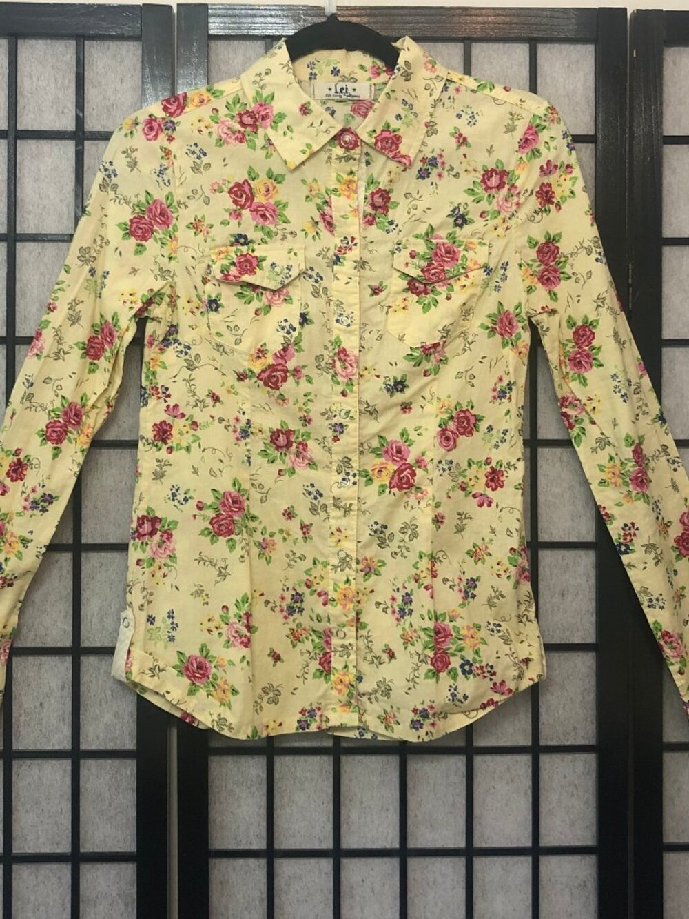 Lei Juniors M Shirt Western Cottage Core Yellow Floral Snap Cowgirl Y2K Cute Fun